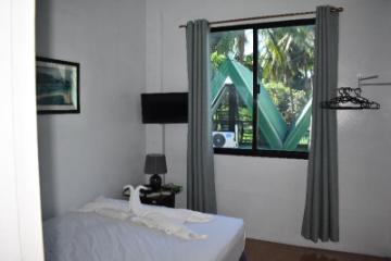 Seaside Traveler's Inn sleep 2 guests