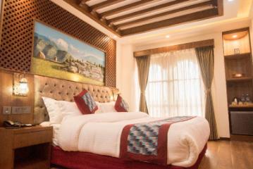 Everest Boutique Hotel