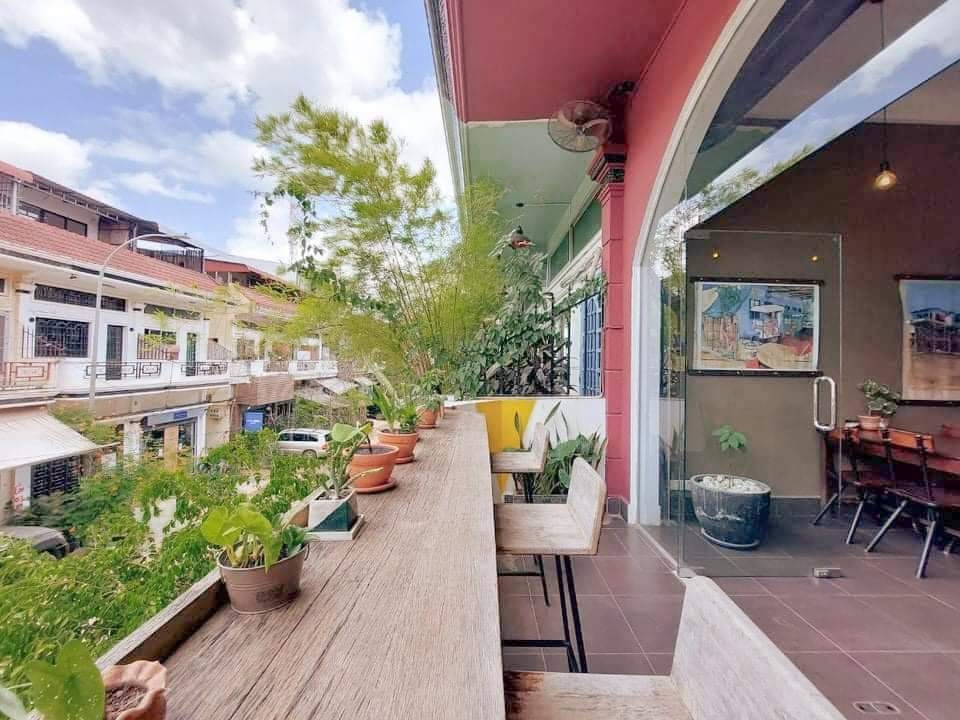 Gay Siem Reap Restaurants & Cafés